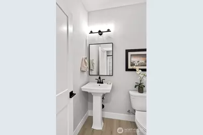 20114 10th Avenue W #B, Lynnwood, WA 98087 - Photo 10