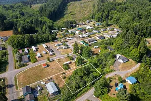 110 8th St, Clallam Bay, WA 98326 - Photo 4