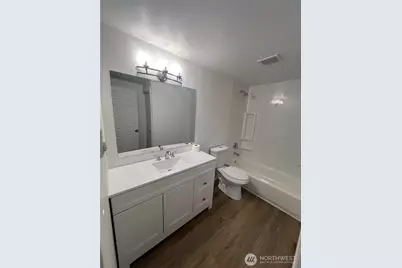 10443 17th Avenue SW, Seattle, WA 98146 - Photo 14