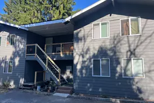 10443 17th Ave SW, Seattle, WA 98146 - Photo 6