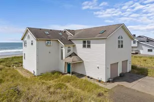 511 Dune Crest Dr, Westport, WA 98595 - Photo 1