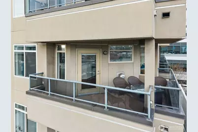 1000 N Aurora Avenue #409, Seattle, WA 98109 - Photo 30