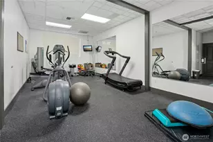 1000 N Aurora Ave, Seattle, WA 98109 - Photo 24