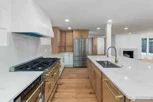 7743 Seward Park Ave S, Seattle, WA 98118 - Photo 12