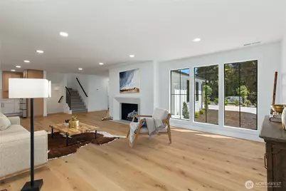 7743 Seward Park Avenue S, Seattle, WA 98118 - Photo 14