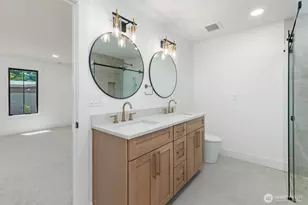 7743 Seward Park Ave S, Seattle, WA 98118 - Photo 20