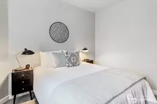 2414 1st Ave, Seattle, WA 98121 - Photo 10