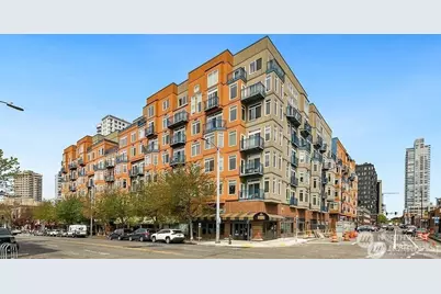 2414 1st Avenue #703, Seattle, WA 98121 - Photo 2
