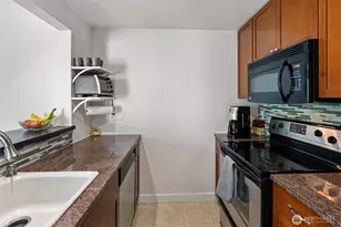3008 N Narrows Dr, Tacoma, WA 98407 - Photo 8