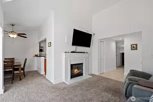 3008 N Narrows Dr, Tacoma, WA 98407 - Photo 6