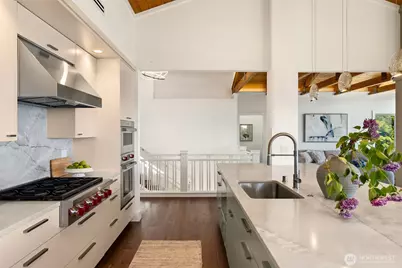 7464 Madrona Drive NE, Bainbridge Island, WA 98110 - Photo 14