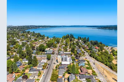 4408 C 50th Avenue S, Seattle, WA 98118 - Photo 2