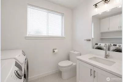 151 NE 115th St, Seattle, WA 98125 - Photo 18
