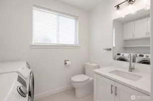 151 NE 115th St, Seattle, WA 98125 - Photo 18