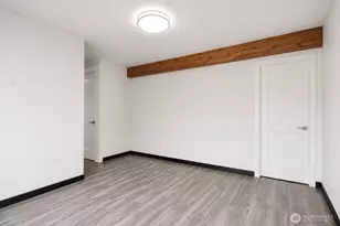 151 NE 115th St, Seattle, WA 98125 - Photo 10