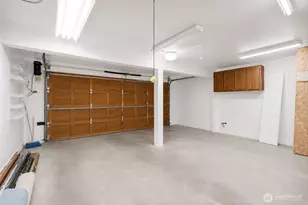 151 NE 115th St, Seattle, WA 98125 - Photo 12