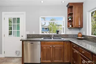7623 46th Ave S, Seattle, WA 98118 - Photo 12