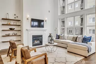 10045 NE 1st St, Bellevue, WA 98004 - Photo 2