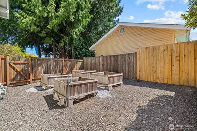 12627 NE 157th Street, Woodinville, WA 98072 - Photo 38