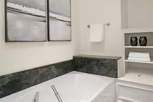 2038 9th St W, Kirkland, WA 98033 - Photo 22