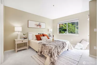 12330 NE 92nd Lane #402, Kirkland, WA 98033 - Photo 14