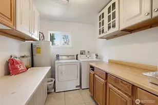 8417 S 259th St, Kent, WA 98030 - Photo 32