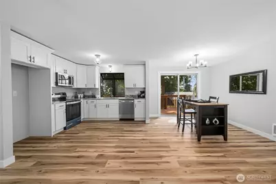 7058 Corfu Boulevard NE, Bremerton, WA 98311 - Photo 8
