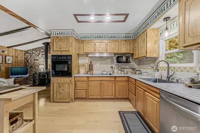 1889 Lake Drive, Camano Island, WA 98282 - Photo 10