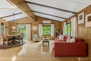 1889 Lake Dr, Camano Island, WA 98282 - Photo 4