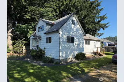 915 Greenleaf Avenue, Burlington, WA 98233 - Photo 2