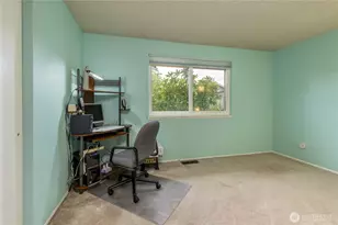 2555 Forest Ridge Dr SE, Auburn, WA 98002 - Photo 16