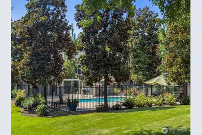 12511 SE 41st Place #A303, Bellevue, WA 98006 - Photo 24