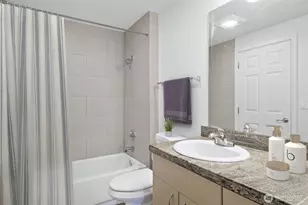 12511 SE 41st Pl, Bellevue, WA 98006 - Photo 18