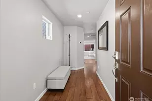 19711 26th Ave W, Lynnwood, WA 98036 - Photo 2