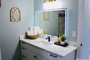 9040 17th Ave SW, Seattle, WA 98106 - Photo 14