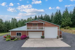 222 Volcano Ln, Chehalis, WA 98532 - Photo 2