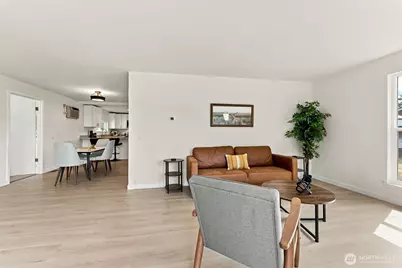11204 122nd Street E, Puyallup, WA 98374 - Photo 6