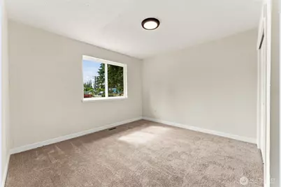 11204 122nd Street E, Puyallup, WA 98374 - Photo 18