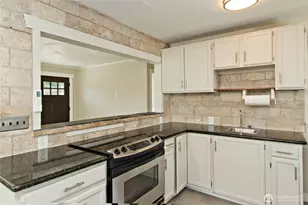 3228 SW 97th St, Seattle, WA 98126 - Photo 10