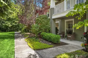 22675 NE Alder Crest Dr, Redmond, WA 98053 - Photo 4