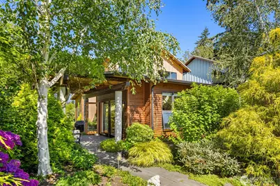 175 Wood Avenue SW, Bainbridge Island, WA 98110 - Photo 2