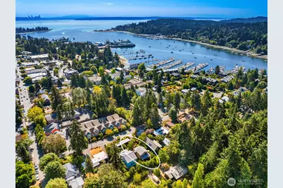 175 Wood Avenue SW, Bainbridge Island, WA 98110 - Photo 30