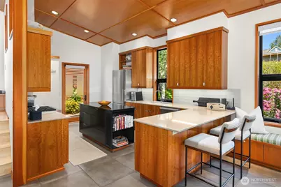 175 Wood Avenue SW, Bainbridge Island, WA 98110 - Photo 10