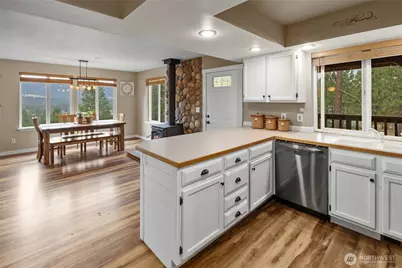 1150 White Road, Cle Elum, WA 98922 - Photo 8