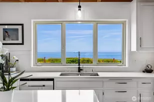 2342 Seaview Dr, Port Townsend, WA 98368 - Photo 18