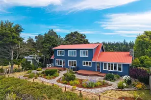 2342 Seaview Dr, Port Townsend, WA 98368 - Photo 38