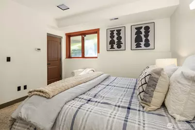 371 W Olympic Place, Seattle, WA 98119 - Photo 32