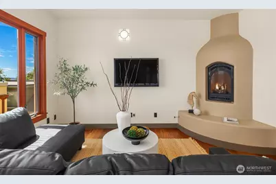 371 W Olympic Place, Seattle, WA 98119 - Photo 12