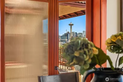 371 W Olympic Place, Seattle, WA 98119 - Photo 4