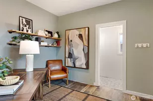 516 W Howe St, Seattle, WA 98119 - Photo 20